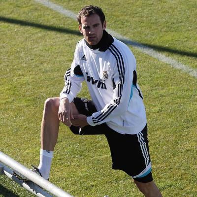 CHRISTOPH METZELDER " QUIERO VOLVER A JUGAR EN EL REAL MADRID "