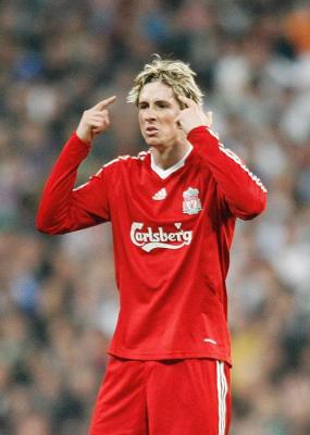 FERNANDO TORRES DEL LIVERPOOL " EL NIÑO QUIERE LA COPA DE EUROPA "