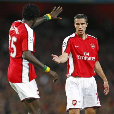 ROBIN VAN PERSIE Y ENMANUEL ADEBAYOR DEL ARSENAL " LA PAREJA TEMIBLE DE LONDRES "