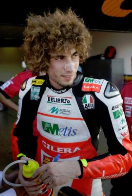 MARCO SIMONCELLI DE ITALIA " QUIERO SER EL REY DE MOTO GP "