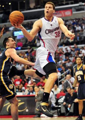 BLAKE GRIFFIN DE LOS CLIPPERS DE LOS ANGELES " RECORD DE NOVATO EN LA NBA "